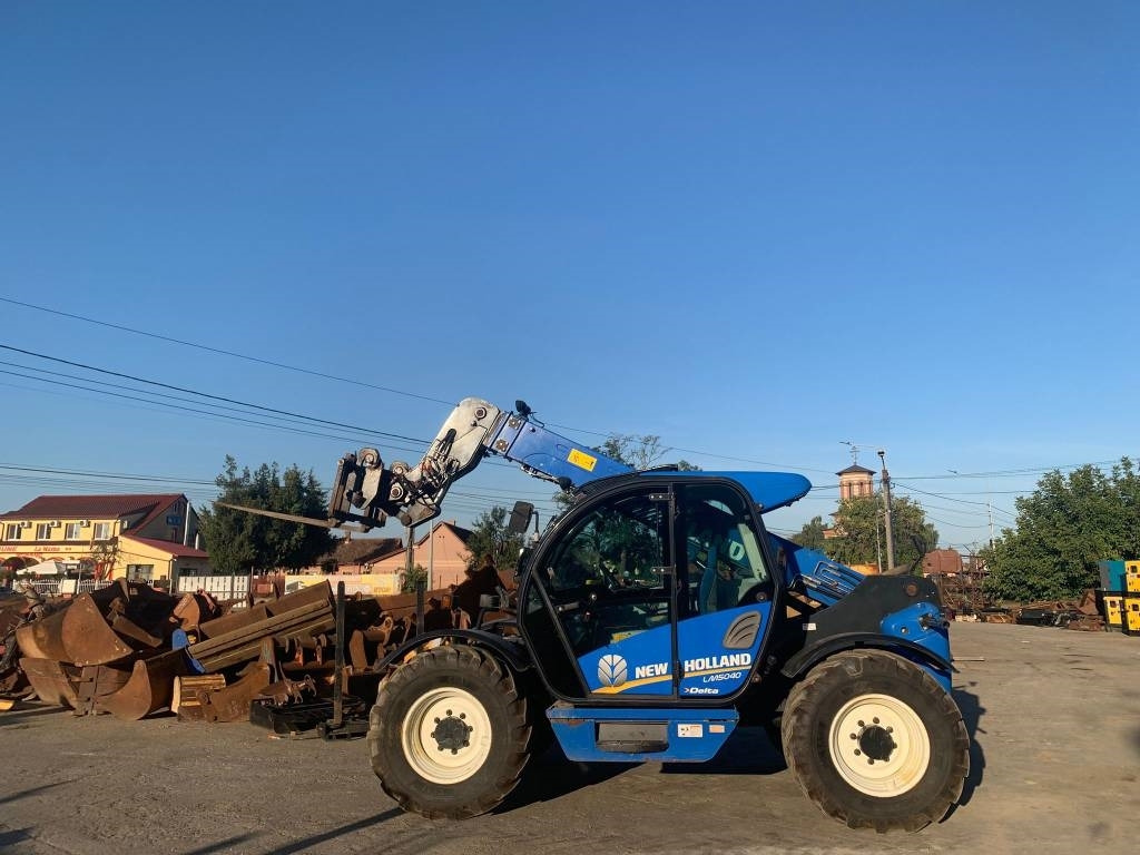 New Holland LM 5040 - Kurottaja: kuva New Holland LM 5040 - Kurottaja New Holland LM 5040 - Kurottaja: kuva New Holland LM 5040 - Kurottaja