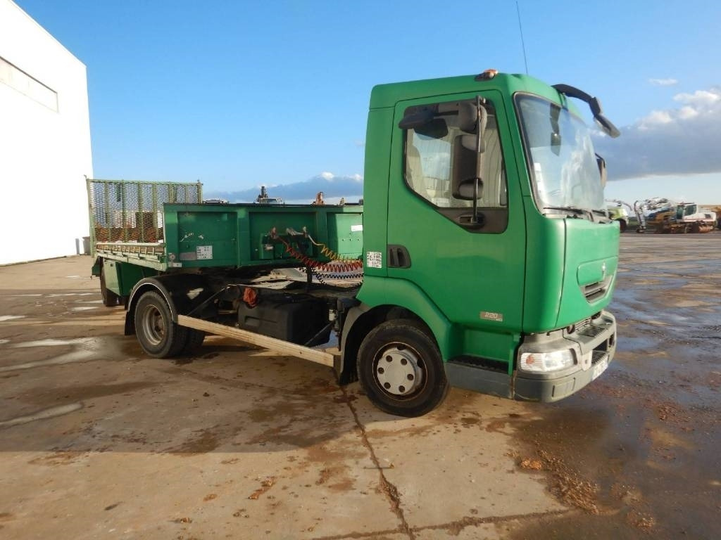 Renault Midlum 220 DCI - Umpikori kuorma-auto: kuva Renault Midlum 220 DCI - Umpikori kuorma-auto Renault Midlum 220 DCI - Umpikori kuorma-auto: kuva Renault Midlum 220 DCI - Umpikori kuorma-auto