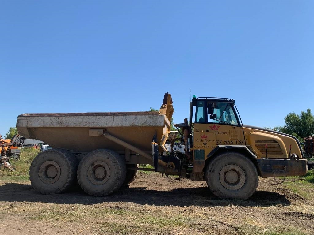 Terex TA 27 - Nivelkippiauto: kuva Terex TA 27 - Nivelkippiauto Terex TA 27 - Nivelkippiauto: kuva Terex TA 27 - Nivelkippiauto