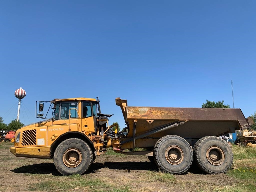 Volvo A 25 D - Nivelkippiauto: kuva Volvo A 25 D - Nivelkippiauto Volvo A 25 D - Nivelkippiauto: kuva Volvo A 25 D - Nivelkippiauto