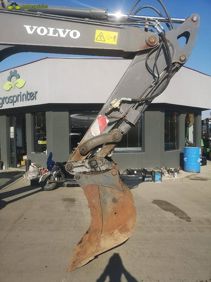 Volvo ECR 88 D - Minikuormaaja: kuva Volvo ECR 88 D - Minikuormaaja Volvo ECR 88 D - Minikuormaaja: kuva Volvo ECR 88 D - Minikuormaaja