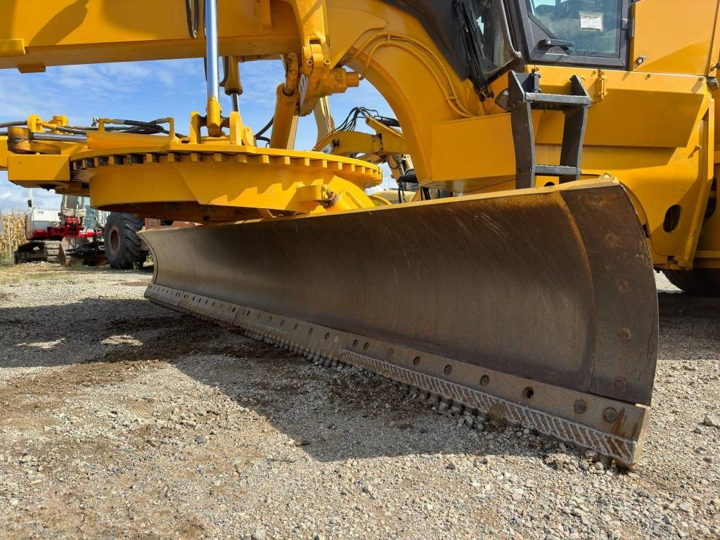 Volvo G 976 - Tiehöylä: kuva Volvo G 976 - Tiehöylä Volvo G 976 - Tiehöylä: kuva Volvo G 976 - Tiehöylä