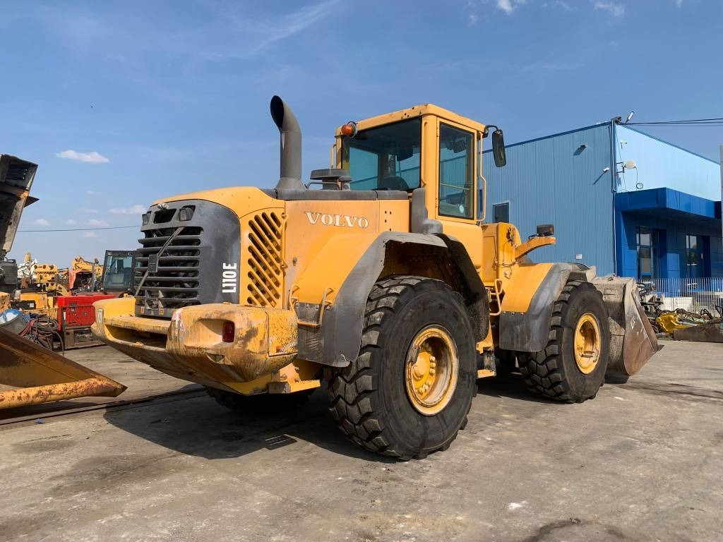 Volvo L 110 E - Pyöräkuormaaja: kuva Volvo L 110 E - Pyöräkuormaaja Volvo L 110 E - Pyöräkuormaaja: kuva Volvo L 110 E - Pyöräkuormaaja