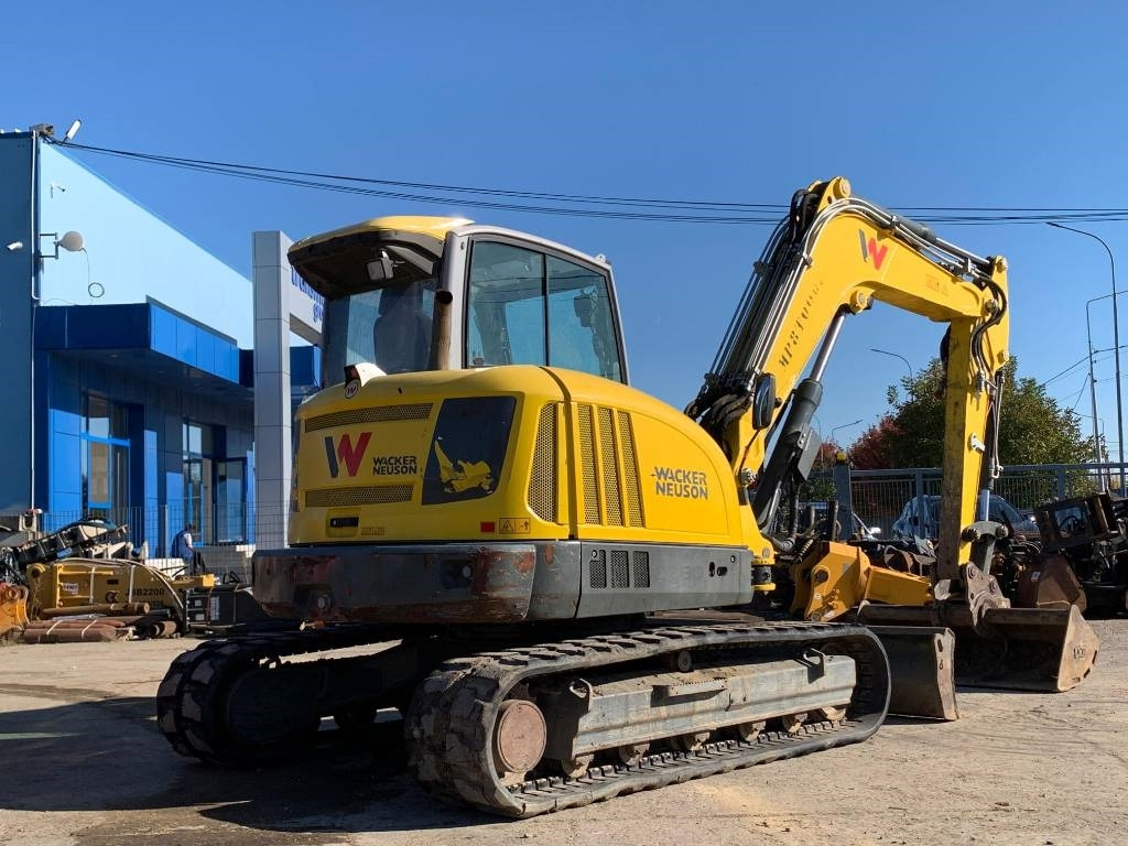 Wacker Neuson EZ 80 - Minikuormaaja: kuva Wacker Neuson EZ 80 - Minikuormaaja Wacker Neuson EZ 80 - Minikuormaaja: kuva Wacker Neuson EZ 80 - Minikuormaaja
