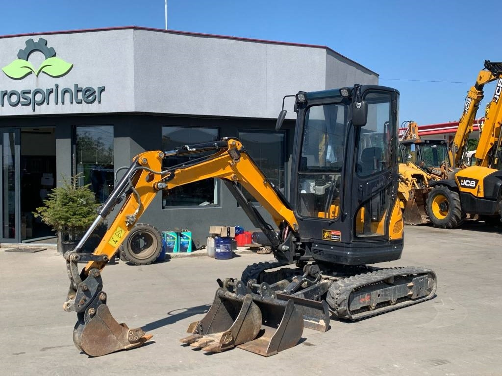 XCMG EX261  - Minikuormaaja: kuva XCMG EX261  - Minikuormaaja XCMG EX261  - Minikuormaaja: kuva XCMG EX261  - Minikuormaaja