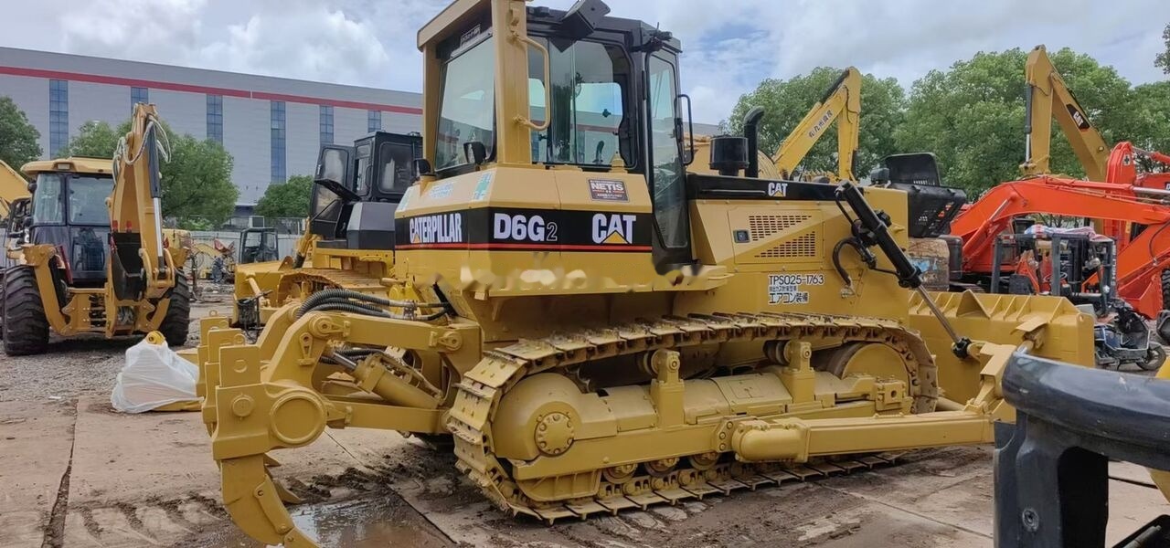 Caterpillar D6G-2 - Puskutraktori: kuva Caterpillar D6G-2 - Puskutraktori Caterpillar D6G-2 - Puskutraktori: kuva Caterpillar D6G-2 - Puskutraktori