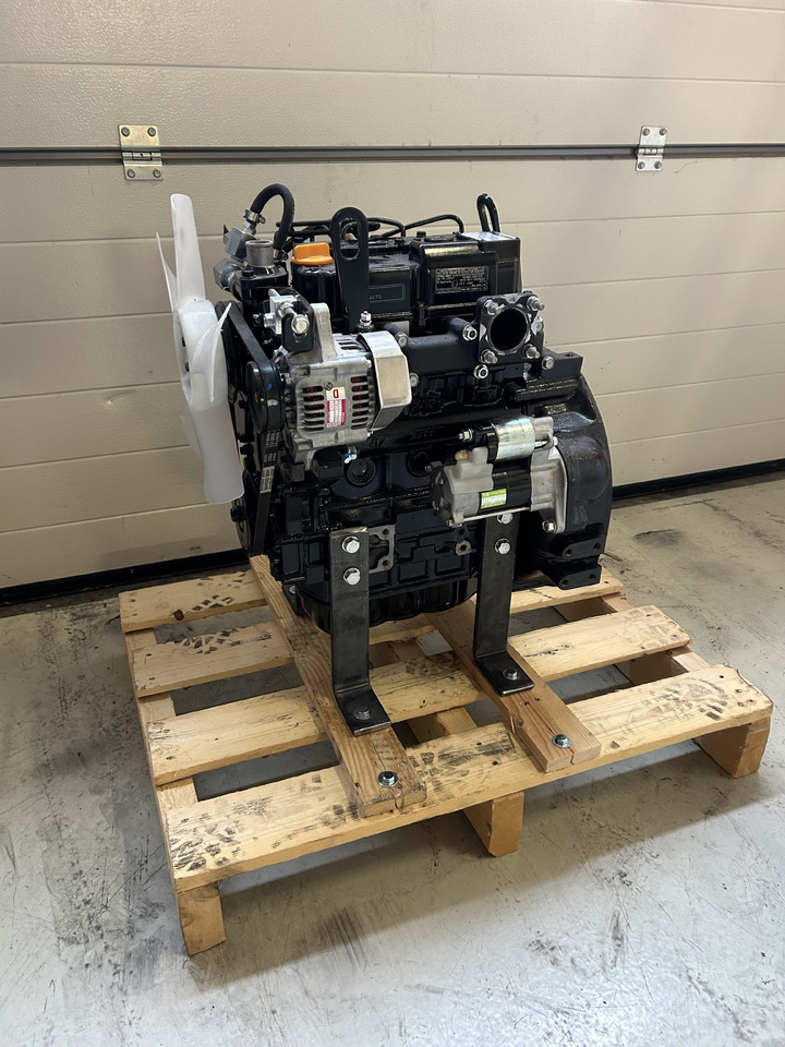 Yanmar 3TNV70A - Moottori - Kaivuri: kuva Yanmar 3TNV70A - Moottori - Kaivuri Yanmar 3TNV70A - Moottori - Kaivuri: kuva Yanmar 3TNV70A - Moottori - Kaivuri