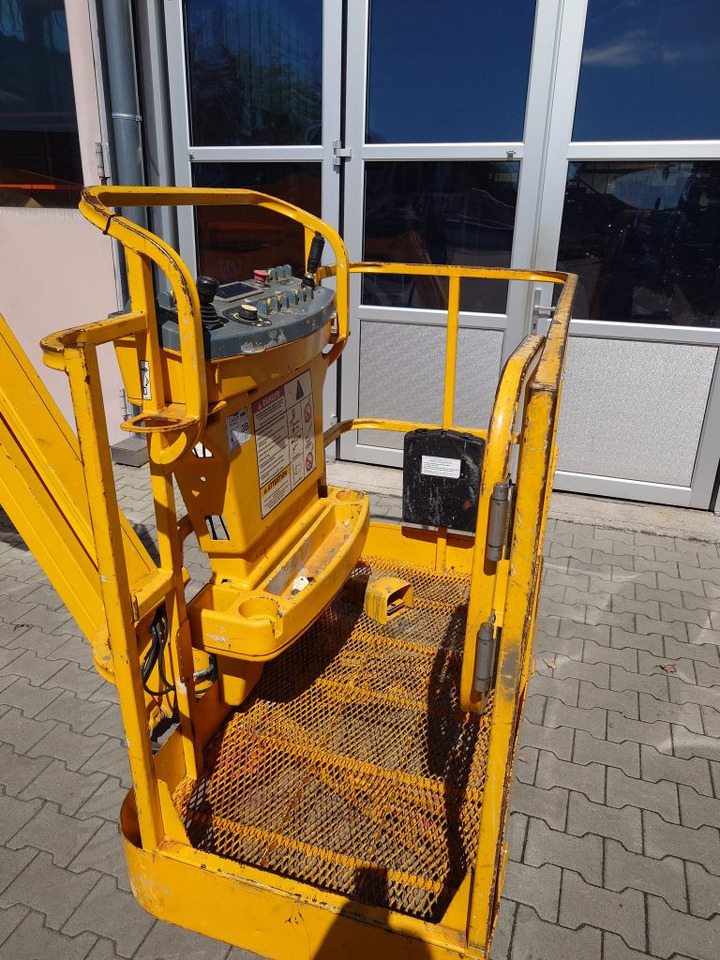 JLG M450AJ - Puomilava: kuva JLG M450AJ - Puomilava JLG M450AJ - Puomilava: kuva JLG M450AJ - Puomilava
