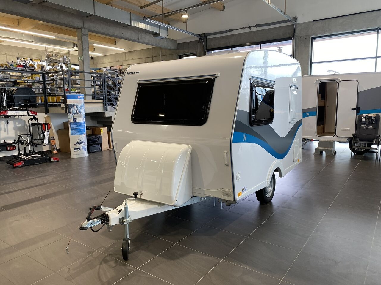 Uusi Asuntovaunu Niewiadów N126 NTL SPRINT 3 person 750kg NTL-SPRINT best price: kuva Uusi Asuntovaunu Niewiadów N126 NTL SPRINT 3 person 750kg NTL-SPRINT best price