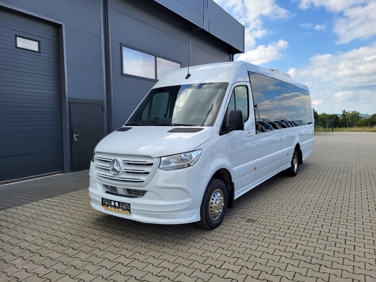 MERCEDES-BENZ Sprinter 517 CDI 24 places+ 3 standing NEW - Esikaupunkien linja: kuva MERCEDES-BENZ Sprinter 517 CDI 24 places+ 3 standing NEW - Esikaupunkien linja MERCEDES-BENZ Sprinter 517 CDI 24 places+ 3 standing NEW - Esikaupunkien linja: kuva MERCEDES-BENZ Sprinter 517 CDI 24 places+ 3 standing NEW - Esikaupunkien linja