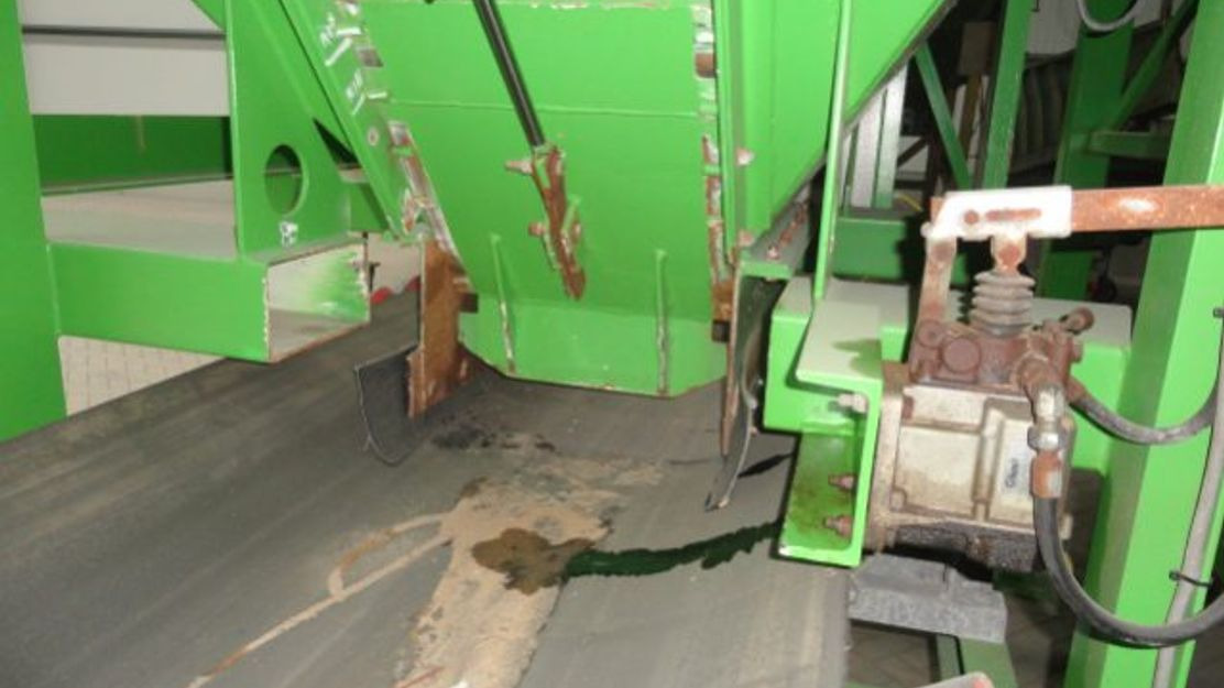 Van Trier TR40-26 Hopper - Varastointi - laitteet: kuva Van Trier TR40-26 Hopper - Varastointi - laitteet Van Trier TR40-26 Hopper - Varastointi - laitteet: kuva Van Trier TR40-26 Hopper - Varastointi - laitteet