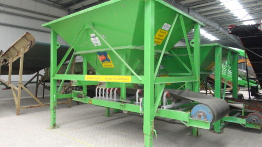 Van Trier TR40-26 Hopper - Varastointi - laitteet: kuva Van Trier TR40-26 Hopper - Varastointi - laitteet Van Trier TR40-26 Hopper - Varastointi - laitteet: kuva Van Trier TR40-26 Hopper - Varastointi - laitteet