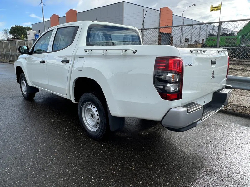 Mitsubishi L200 4x4 - 8 UNITS in WHITE 2.5 D GL Double Cab - EURO 2 - NEW!! Ready for work!!!** - Avolava-auto, Jatko-ohjaamo kevyt kuorma-auto: kuva Mitsubishi L200 4x4 - 8 UNITS in WHITE 2.5 D GL Double Cab - EURO 2 - NEW!! Ready for work!!!** - Avolava-auto, Jatko-ohjaamo kevyt kuorma-auto Mitsubishi L200 4x4 - 8 UNITS in WHITE 2.5 D GL Double Cab - EURO 2 - NEW!! Ready for work!!!** - Avolava-auto, Jatko-ohjaamo kevyt kuorma-auto: kuva Mitsubishi L200 4x4 - 8 UNITS in WHITE 2.5 D GL Double Cab - EURO 2 - NEW!! Ready for work!!!** - Avolava-auto, Jatko-ohjaamo kevyt kuorma-auto