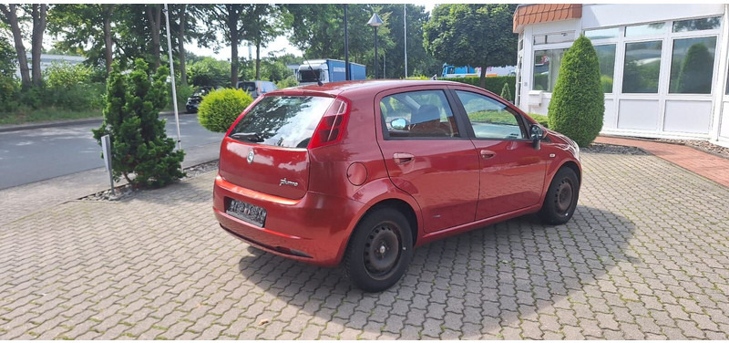 Fiat Punto - Henkilöauto: kuva Fiat Punto - Henkilöauto Fiat Punto - Henkilöauto: kuva Fiat Punto - Henkilöauto