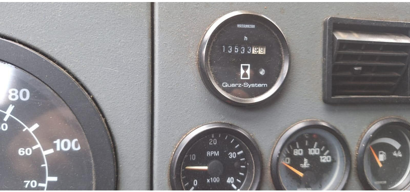 Kaikki maastonosturi Grove GMK3055 6x6 55To.43Meter: kuva Kaikki maastonosturi Grove GMK3055 6x6 55To.43Meter Kaikki maastonosturi Grove GMK3055 6x6 55To.43Meter: kuva Kaikki maastonosturi Grove GMK3055 6x6 55To.43Meter