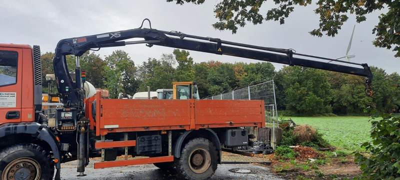 Iveco ML110-220 4x4 mit Kran+Funk - Lava-kuorma-auto, Nosturiauto: kuva Iveco ML110-220 4x4 mit Kran+Funk - Lava-kuorma-auto, Nosturiauto Iveco ML110-220 4x4 mit Kran+Funk - Lava-kuorma-auto, Nosturiauto: kuva Iveco ML110-220 4x4 mit Kran+Funk - Lava-kuorma-auto, Nosturiauto