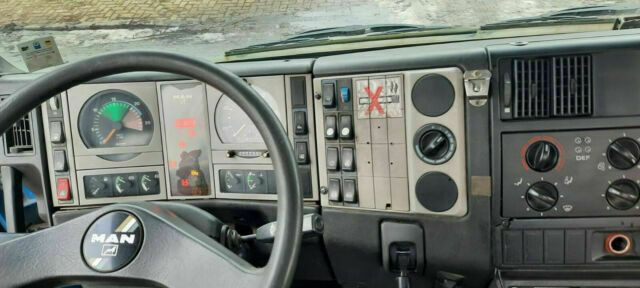 MAN 26.314K 6x2 Blatt/Luft Diff/Sperre - Koukkulava kuorma-auto: kuva MAN 26.314K 6x2 Blatt/Luft Diff/Sperre - Koukkulava kuorma-auto MAN 26.314K 6x2 Blatt/Luft Diff/Sperre - Koukkulava kuorma-auto: kuva MAN 26.314K 6x2 Blatt/Luft Diff/Sperre - Koukkulava kuorma-auto