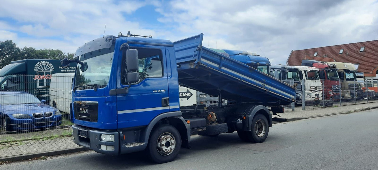 MAN TGL10.180K 12.180K 4x2 Kipper AHK Diff/Sperre - Kippiauto kuorma-auto: kuva MAN TGL10.180K 12.180K 4x2 Kipper AHK Diff/Sperre - Kippiauto kuorma-auto MAN TGL10.180K 12.180K 4x2 Kipper AHK Diff/Sperre - Kippiauto kuorma-auto: kuva MAN TGL10.180K 12.180K 4x2 Kipper AHK Diff/Sperre - Kippiauto kuorma-auto