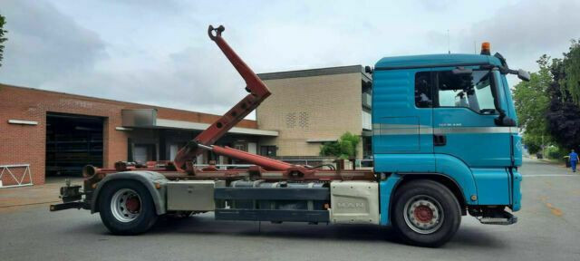 MAN TGS 18.440 Abroller mit Funk +Kran vor - Koukkulava kuorma-auto, Nosturiauto: kuva MAN TGS 18.440 Abroller mit Funk +Kran vor - Koukkulava kuorma-auto, Nosturiauto MAN TGS 18.440 Abroller mit Funk +Kran vor - Koukkulava kuorma-auto, Nosturiauto: kuva MAN TGS 18.440 Abroller mit Funk +Kran vor - Koukkulava kuorma-auto, Nosturiauto