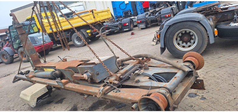 MARREL Aufbau Hakenabroller Marrel für 3Achser - Koukkulaite/ Keinukippilaite: kuva MARREL Aufbau Hakenabroller Marrel für 3Achser - Koukkulaite/ Keinukippilaite MARREL Aufbau Hakenabroller Marrel für 3Achser - Koukkulaite/ Keinukippilaite: kuva MARREL Aufbau Hakenabroller Marrel für 3Achser - Koukkulaite/ Keinukippilaite