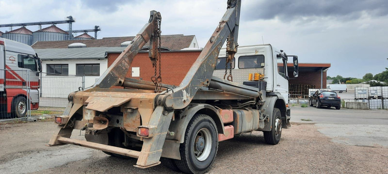 Mercedes-Benz 1833 Absetzkipper - Nostovarsi-vaihtolavakuorma kuorma-auto: kuva Mercedes-Benz 1833 Absetzkipper - Nostovarsi-vaihtolavakuorma kuorma-auto Mercedes-Benz 1833 Absetzkipper - Nostovarsi-vaihtolavakuorma kuorma-auto: kuva Mercedes-Benz 1833 Absetzkipper - Nostovarsi-vaihtolavakuorma kuorma-auto