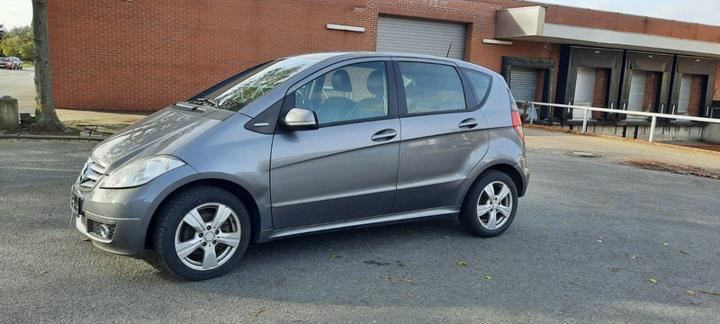 Mercedes-Benz A-Klasse 180 A 180 CDI AVANTGARDE - Henkilöauto: kuva Mercedes-Benz A-Klasse 180 A 180 CDI AVANTGARDE - Henkilöauto Mercedes-Benz A-Klasse 180 A 180 CDI AVANTGARDE - Henkilöauto: kuva Mercedes-Benz A-Klasse 180 A 180 CDI AVANTGARDE - Henkilöauto