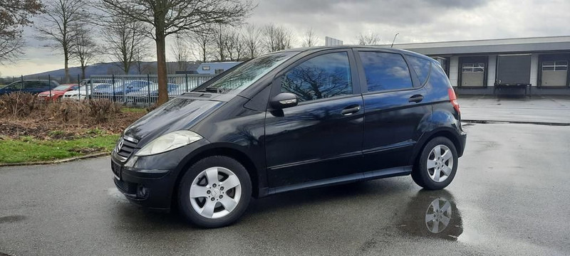 Mercedes-Benz A-Klasse 180 CDI AVANTGARDE - Henkilöauto: kuva Mercedes-Benz A-Klasse 180 CDI AVANTGARDE - Henkilöauto Mercedes-Benz A-Klasse 180 CDI AVANTGARDE - Henkilöauto: kuva Mercedes-Benz A-Klasse 180 CDI AVANTGARDE - Henkilöauto