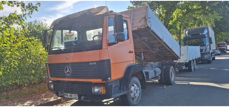 Mercedes-Benz - Kippiauto kuorma-auto: kuva Mercedes-Benz - Kippiauto kuorma-auto Mercedes-Benz - Kippiauto kuorma-auto: kuva Mercedes-Benz - Kippiauto kuorma-auto