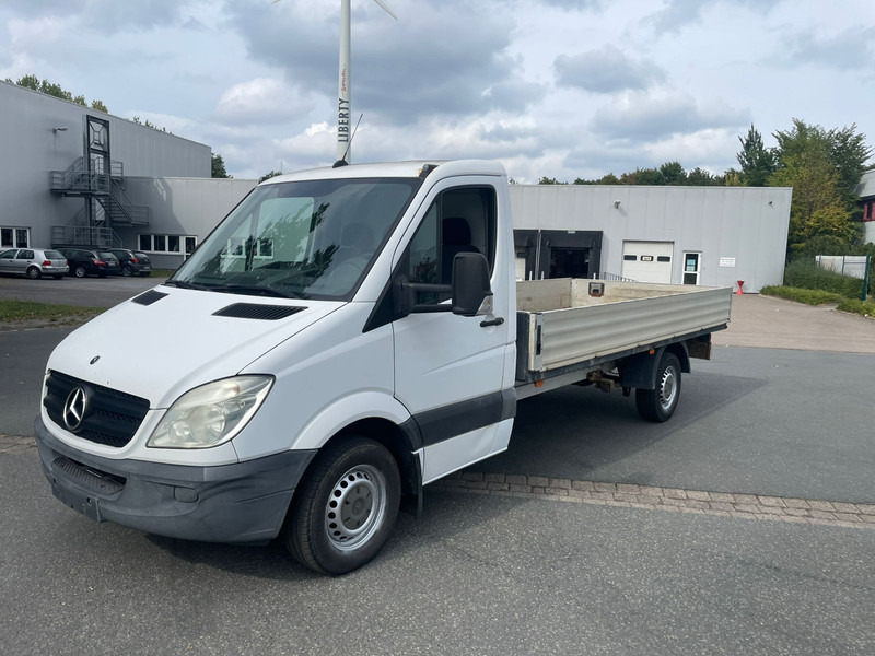Mercedes-Benz Sprinter 316 - Avolava pakettiauto: kuva Mercedes-Benz Sprinter 316 - Avolava pakettiauto Mercedes-Benz Sprinter 316 - Avolava pakettiauto: kuva Mercedes-Benz Sprinter 316 - Avolava pakettiauto