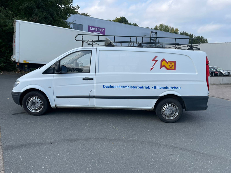 Pieni pakettiauto Mercedes-Benz Vito 111: kuva Pieni pakettiauto Mercedes-Benz Vito 111
