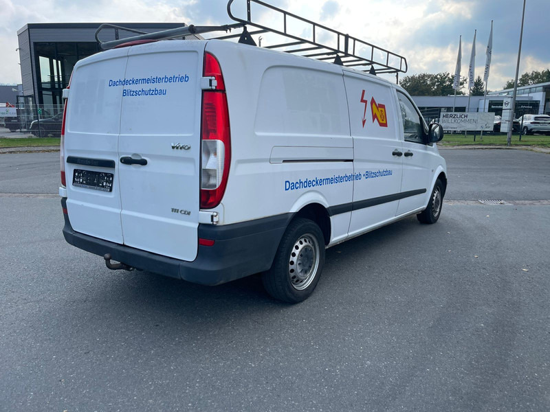 Pieni pakettiauto Mercedes-Benz Vito 111: kuva Pieni pakettiauto Mercedes-Benz Vito 111