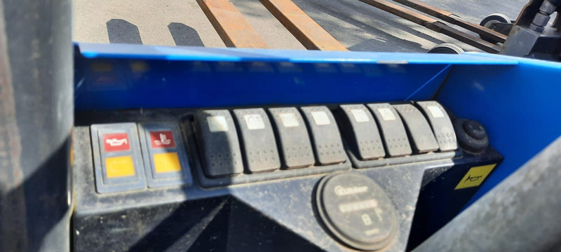 Terberg TKL M1-3 Mitnahmestapler - Kylkitrukki: kuva Terberg TKL M1-3 Mitnahmestapler - Kylkitrukki Terberg TKL M1-3 Mitnahmestapler - Kylkitrukki: kuva Terberg TKL M1-3 Mitnahmestapler - Kylkitrukki