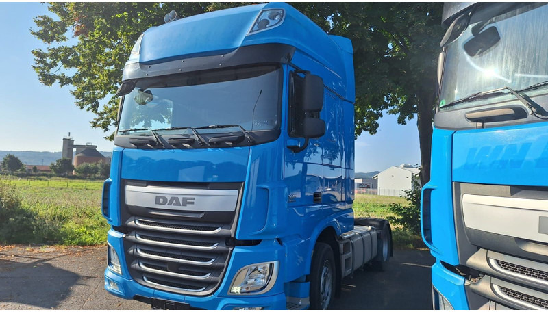DAF XF 460 FT SZM - Vetopöytäauto: kuva DAF XF 460 FT SZM - Vetopöytäauto DAF XF 460 FT SZM - Vetopöytäauto: kuva DAF XF 460 FT SZM - Vetopöytäauto