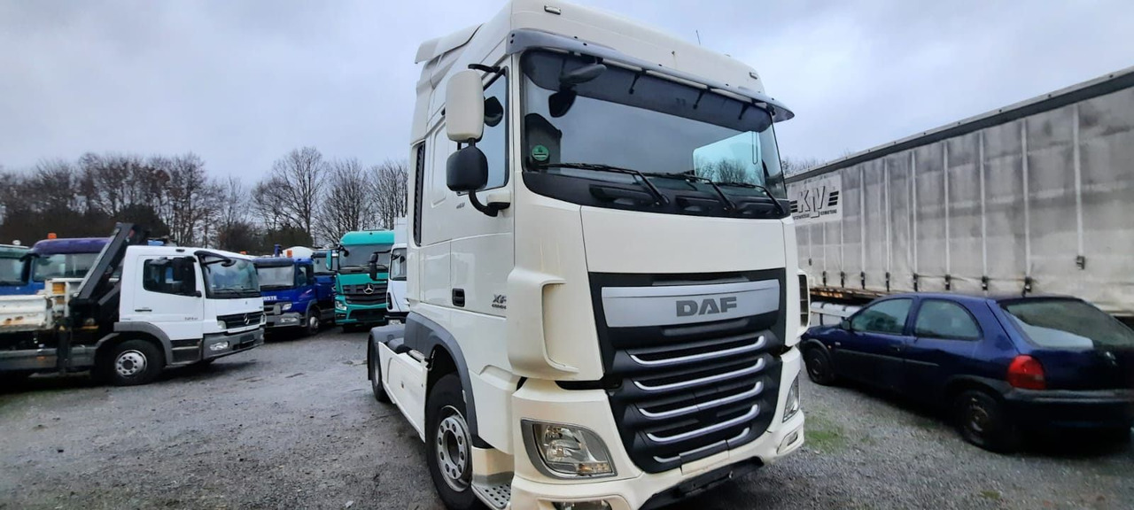 DAF XF106- 460 Space Cap Vollaustt.Top Top Zus - Vetopöytäauto: kuva DAF XF106- 460 Space Cap Vollaustt.Top Top Zus - Vetopöytäauto DAF XF106- 460 Space Cap Vollaustt.Top Top Zus - Vetopöytäauto: kuva DAF XF106- 460 Space Cap Vollaustt.Top Top Zus - Vetopöytäauto