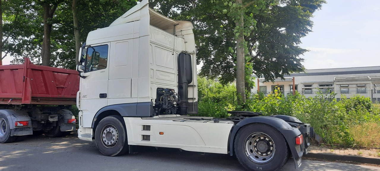 DAF XF106-460PS 1-Hand - Vetopöytäauto: kuva DAF XF106-460PS 1-Hand - Vetopöytäauto DAF XF106-460PS 1-Hand - Vetopöytäauto: kuva DAF XF106-460PS 1-Hand - Vetopöytäauto