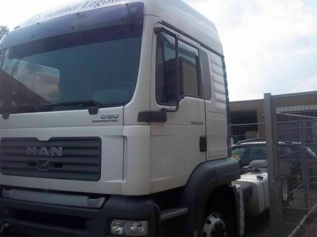 MAN 18.390 SZM G.Haus Klima ZF-Schalter - Vetopöytäauto: kuva MAN 18.390 SZM G.Haus Klima ZF-Schalter - Vetopöytäauto MAN 18.390 SZM G.Haus Klima ZF-Schalter - Vetopöytäauto: kuva MAN 18.390 SZM G.Haus Klima ZF-Schalter - Vetopöytäauto