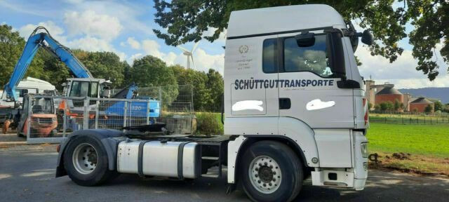 MAN TGS 18.440PS SZM G.Haus Kipperhyd. E5 - Vetopöytäauto: kuva MAN TGS 18.440PS SZM G.Haus Kipperhyd. E5 - Vetopöytäauto MAN TGS 18.440PS SZM G.Haus Kipperhyd. E5 - Vetopöytäauto: kuva MAN TGS 18.440PS SZM G.Haus Kipperhyd. E5 - Vetopöytäauto