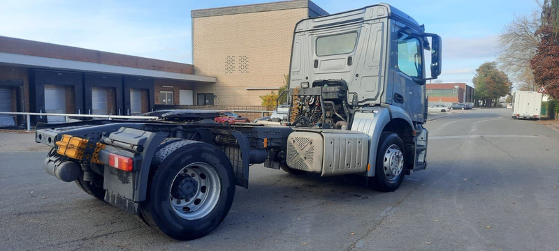 Mercedes-Benz Actros 1832LS E6 - Vetopöytäauto: kuva Mercedes-Benz Actros 1832LS E6 - Vetopöytäauto Mercedes-Benz Actros 1832LS E6 - Vetopöytäauto: kuva Mercedes-Benz Actros 1832LS E6 - Vetopöytäauto