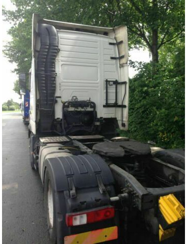 Volvo FH 440 G.Haus-Hochdach Euro:4 German Truck - Vetopöytäauto: kuva Volvo FH 440 G.Haus-Hochdach Euro:4 German Truck - Vetopöytäauto Volvo FH 440 G.Haus-Hochdach Euro:4 German Truck - Vetopöytäauto: kuva Volvo FH 440 G.Haus-Hochdach Euro:4 German Truck - Vetopöytäauto