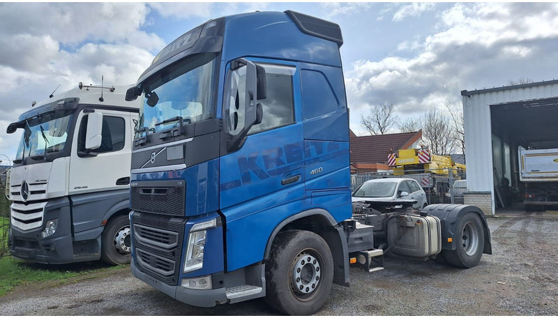 Volvo FH 460 - Vetopöytäauto: kuva Volvo FH 460 - Vetopöytäauto Volvo FH 460 - Vetopöytäauto: kuva Volvo FH 460 - Vetopöytäauto