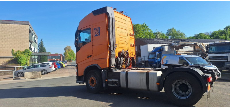 Volvo FH 500 Globbetrotter - Vetopöytäauto: kuva Volvo FH 500 Globbetrotter - Vetopöytäauto Volvo FH 500 Globbetrotter - Vetopöytäauto: kuva Volvo FH 500 Globbetrotter - Vetopöytäauto