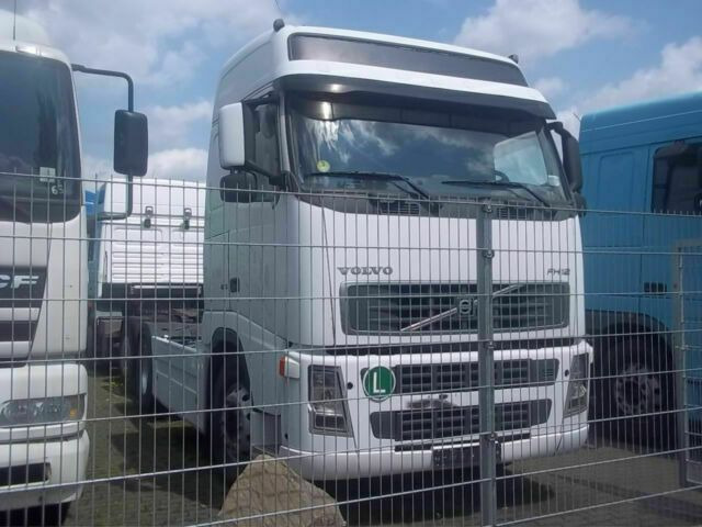 Volvo FH12-420 Globelt. VEB Klima Kipphydraulik - Vetopöytäauto: kuva Volvo FH12-420 Globelt. VEB Klima Kipphydraulik - Vetopöytäauto Volvo FH12-420 Globelt. VEB Klima Kipphydraulik - Vetopöytäauto: kuva Volvo FH12-420 Globelt. VEB Klima Kipphydraulik - Vetopöytäauto