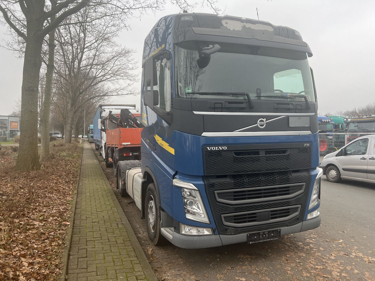 Volvo FH460 G.Haus/Hochdach 1-Hand Kipperhy. - Vetopöytäauto: kuva Volvo FH460 G.Haus/Hochdach 1-Hand Kipperhy. - Vetopöytäauto Volvo FH460 G.Haus/Hochdach 1-Hand Kipperhy. - Vetopöytäauto: kuva Volvo FH460 G.Haus/Hochdach 1-Hand Kipperhy. - Vetopöytäauto