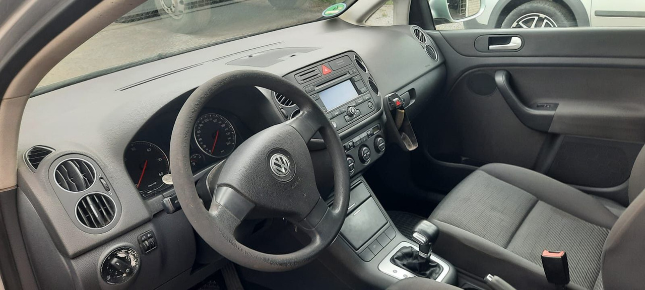Volkswagen Golf Plus 1.9 TDI DSG DPF Comfortline - Sedan: kuva Volkswagen Golf Plus 1.9 TDI DSG DPF Comfortline - Sedan Volkswagen Golf Plus 1.9 TDI DSG DPF Comfortline - Sedan: kuva Volkswagen Golf Plus 1.9 TDI DSG DPF Comfortline - Sedan