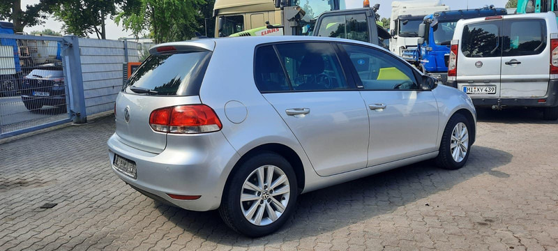 Volkswagen Golf - Henkilöauto: kuva Volkswagen Golf - Henkilöauto Volkswagen Golf - Henkilöauto: kuva Volkswagen Golf - Henkilöauto