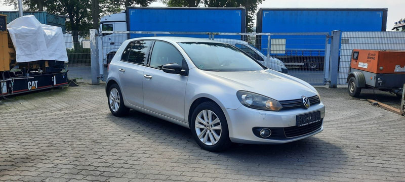 Volkswagen Golf - Henkilöauto: kuva Volkswagen Golf - Henkilöauto Volkswagen Golf - Henkilöauto: kuva Volkswagen Golf - Henkilöauto