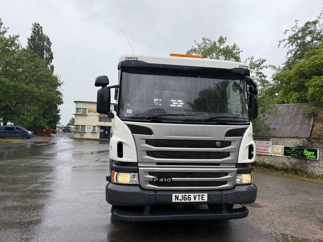 2016 Scania P410 Tipper Truck - Kippiauto kuorma-auto: kuva 2016 Scania P410 Tipper Truck - Kippiauto kuorma-auto 2016 Scania P410 Tipper Truck - Kippiauto kuorma-auto: kuva 2016 Scania P410 Tipper Truck - Kippiauto kuorma-auto