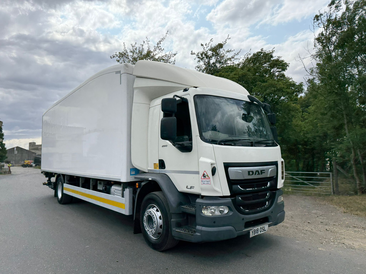 2018 DAF LF 280 Refrigerated Truck - Refrigeraattori kuorma-auto: kuva 2018 DAF LF 280 Refrigerated Truck - Refrigeraattori kuorma-auto 2018 DAF LF 280 Refrigerated Truck - Refrigeraattori kuorma-auto: kuva 2018 DAF LF 280 Refrigerated Truck - Refrigeraattori kuorma-auto