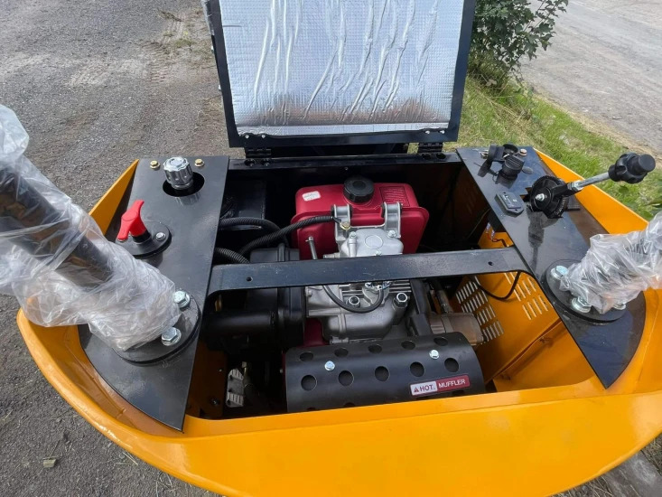 Minikuormaaja Mini Digger 1 Ton: kuva Minikuormaaja Mini Digger 1 Ton