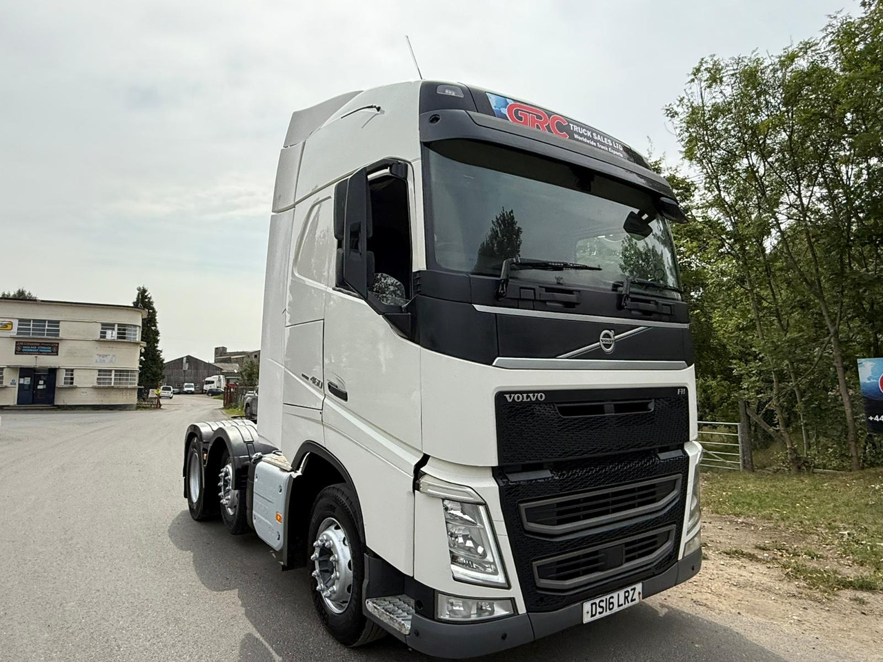 2016 Volvo FH 460 Tractor Unit - Vetopöytäauto: kuva 2016 Volvo FH 460 Tractor Unit - Vetopöytäauto 2016 Volvo FH 460 Tractor Unit - Vetopöytäauto: kuva 2016 Volvo FH 460 Tractor Unit - Vetopöytäauto